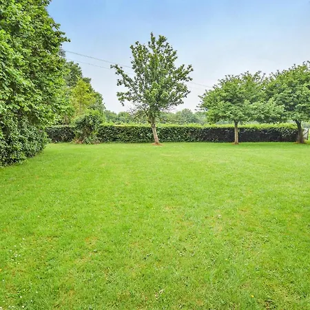 Cozy In St Germain Du Pert *